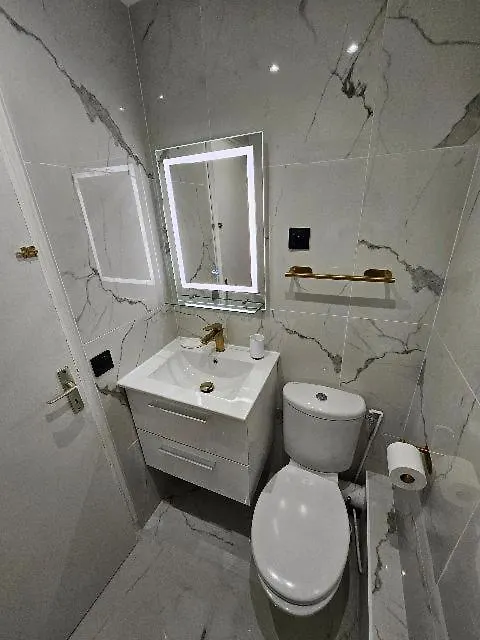 Homestay Appartement Entier , 2 Chambres Paris
