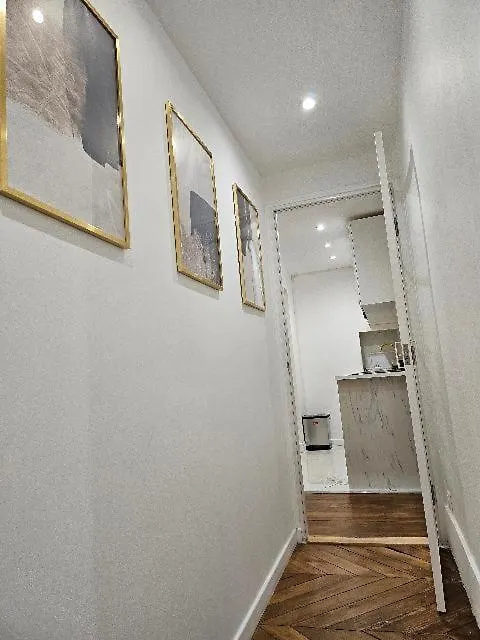 Appartement Entier , 2 Chambres Paris 0*,